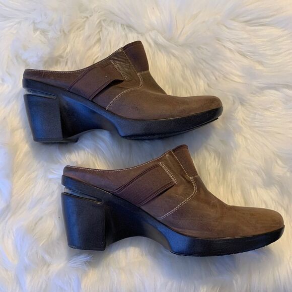 Cole Haan Brown Clogs 3" Heels Size 9.5 - Picture 3 of 7
